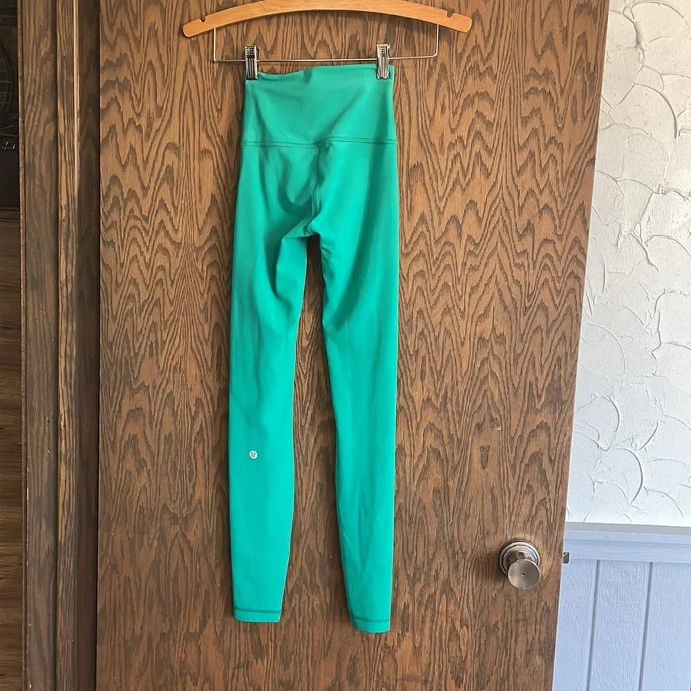 lululemon athletica vibrant teal